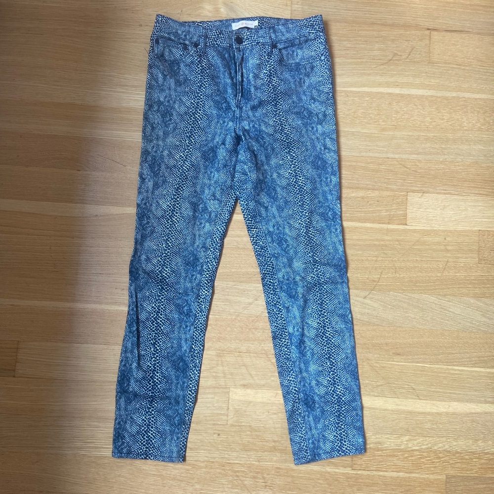 Tory Burch Cropped Jeans in Blue Snake Print